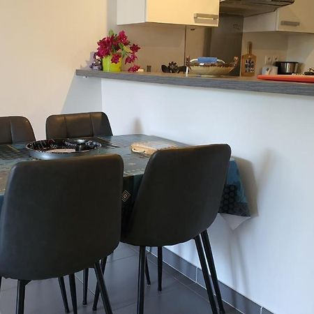 Appartement Residence La Plage 4 **** Ла-Лонд-ле-Мор Экстерьер фото