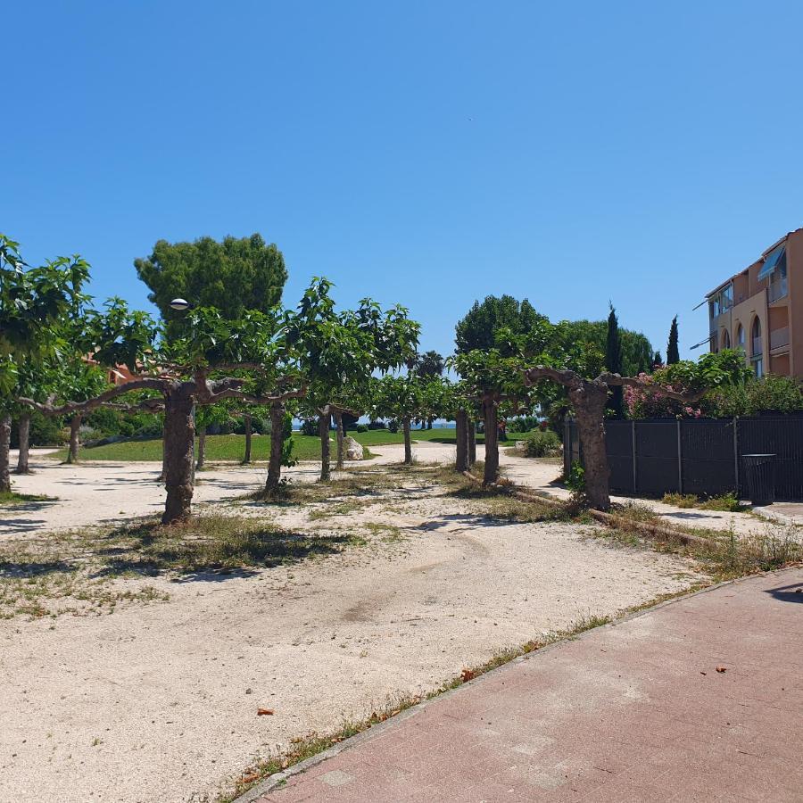 Appartement Residence La Plage 4 **** Ла-Лонд-ле-Мор Экстерьер фото